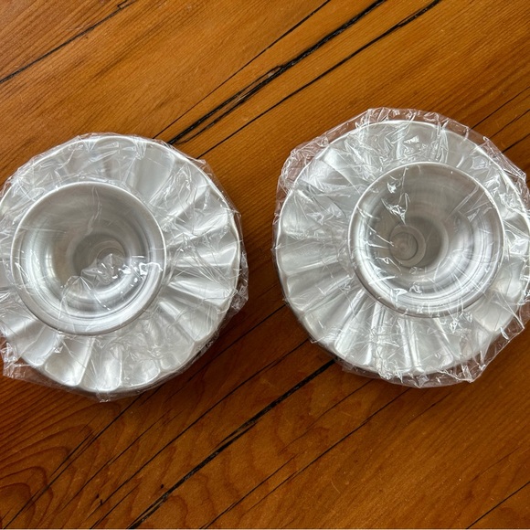 NWT Merci Paris set/2 aluminum silver scalloped taper candle holder - Picture 8 of 10